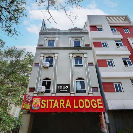 Hotel O Hanuman Pet Near Railway Station Vijayawāda Buitenkant foto