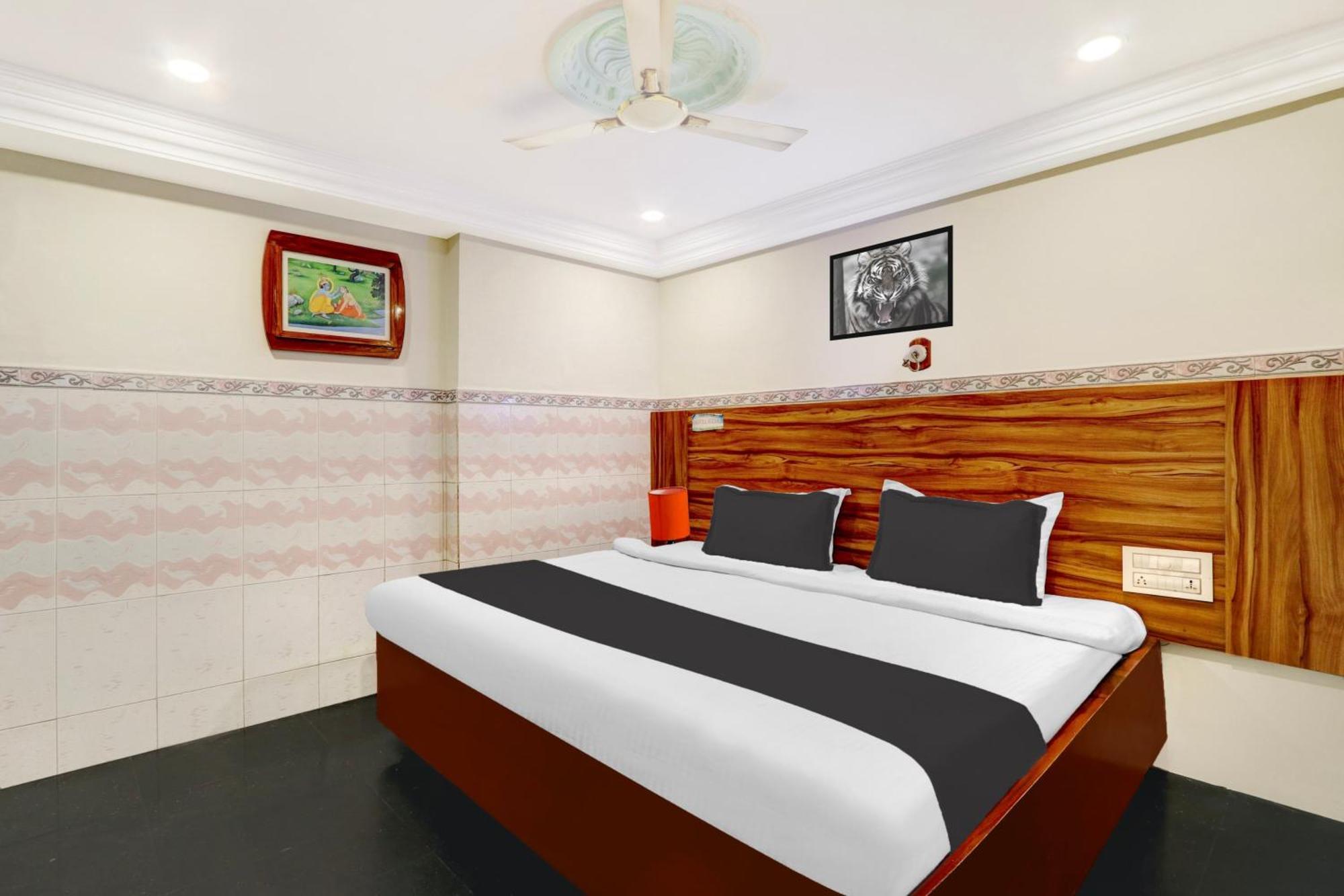 Hotel O Hanuman Pet Near Railway Station Vijayawāda Buitenkant foto