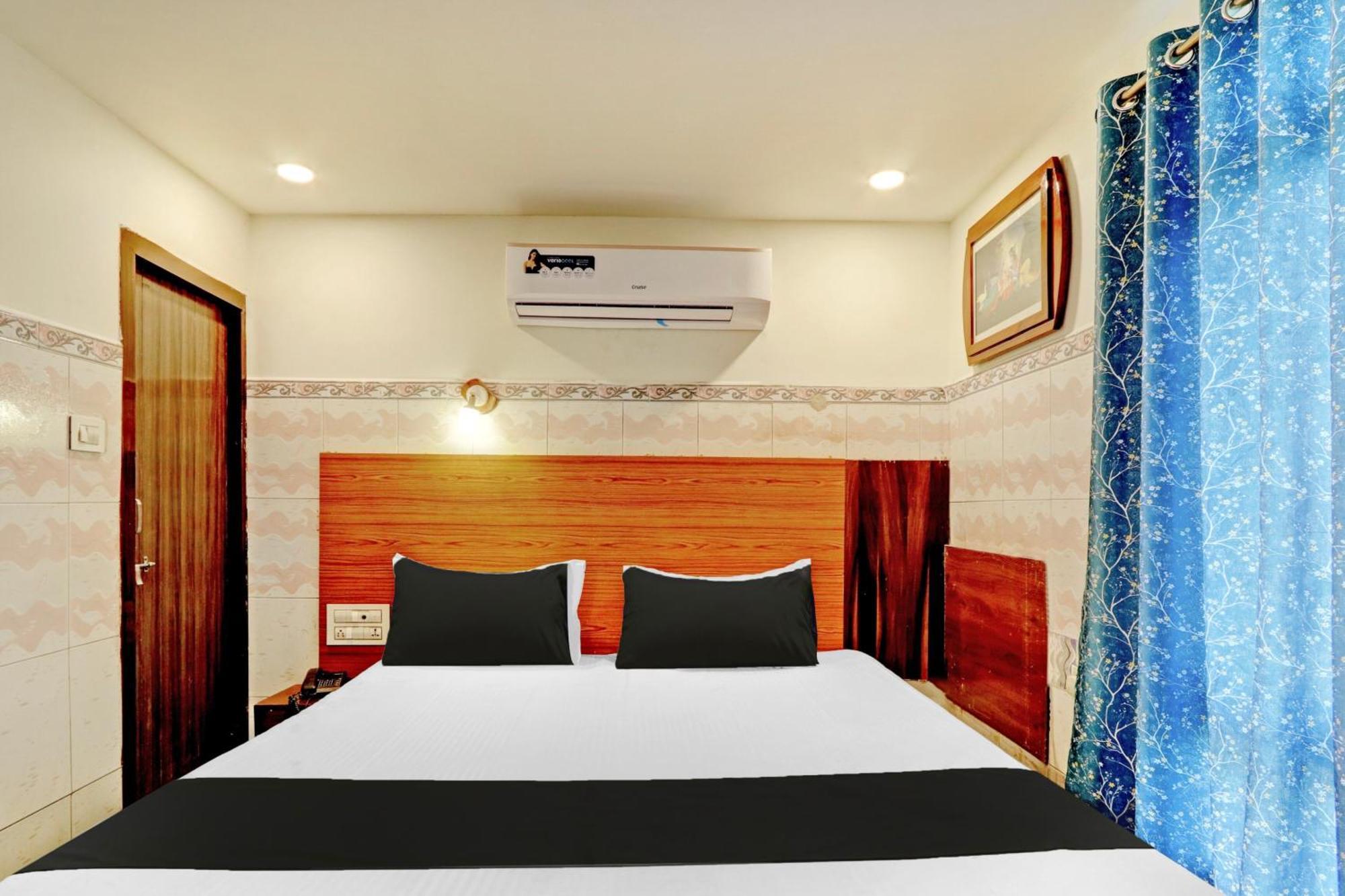 Hotel O Hanuman Pet Near Railway Station Vijayawāda Buitenkant foto