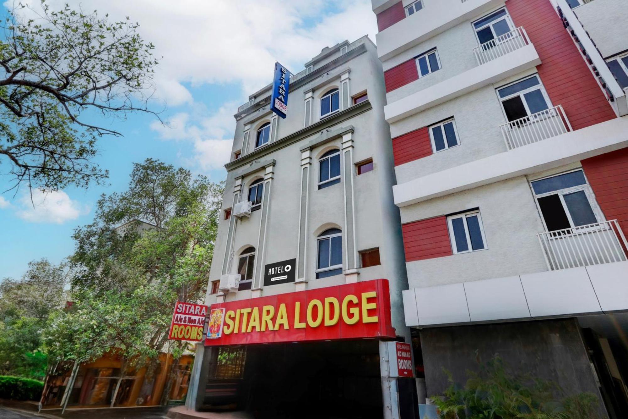 Hotel O Hanuman Pet Near Railway Station Vijayawāda Buitenkant foto