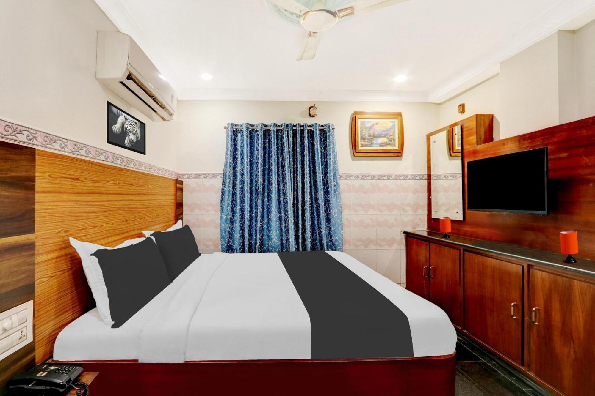 Hotel O Hanuman Pet Near Railway Station Vijayawāda Buitenkant foto